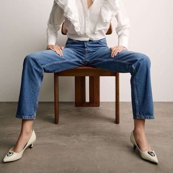 Zara Women's Metal Detail White Leather High Heel Shoes Pointed Toe Size US 9 - Picture 4 of 9